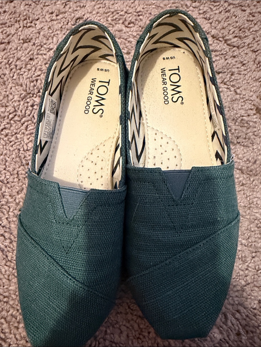 Toms women’sSlip-On Canvas Loafers in Forest Green